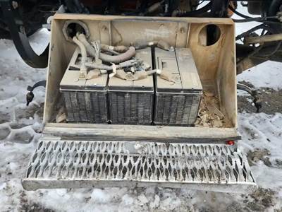 Peterbilt 357 Battery Box