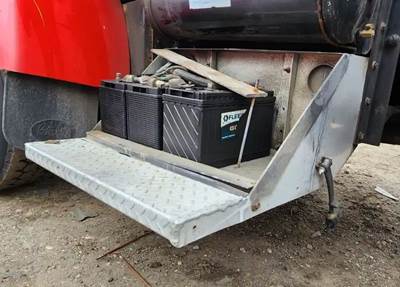 Peterbilt 378 Battery Box