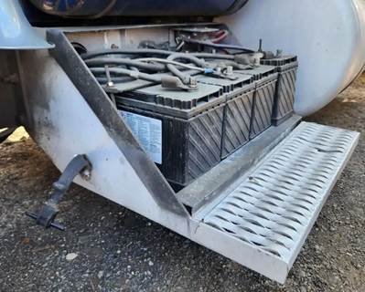 Peterbilt 378 Battery Box
