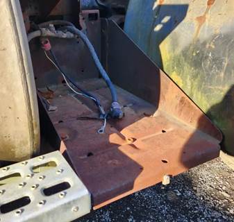 Sterling A9513 Battery Box