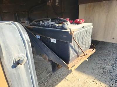 Sterling L7500 Battery Box