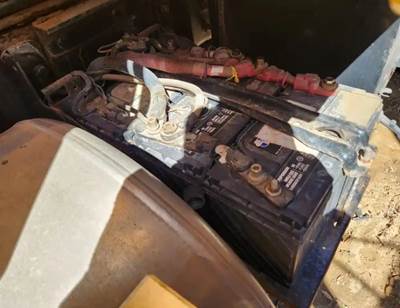 Sterling L9500 Battery Box