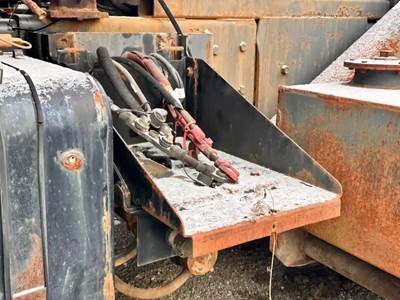 Sterling L9500 Battery Box