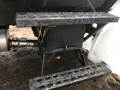 Sterling M7500 Battery Box for a 2001 Sterling M7500 ACTERRA