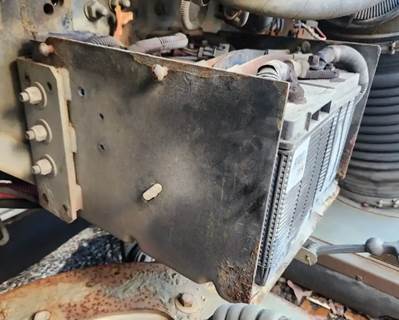 Sterling SC8000 Battery Box for a 2007 Sterling SC8000 Cargo