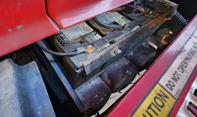 Volvo VNL Battery Box