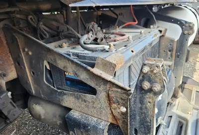 Volvo VNL Battery Box