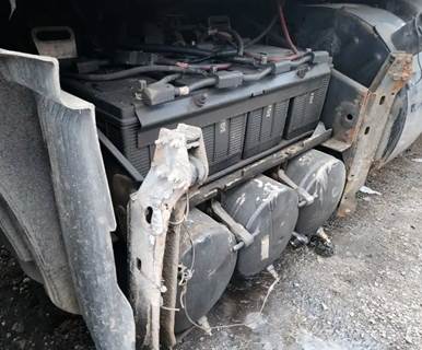 Volvo VNL Battery Box