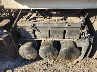 Volvo VNL Battery Box