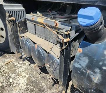 Volvo VNL Battery Box