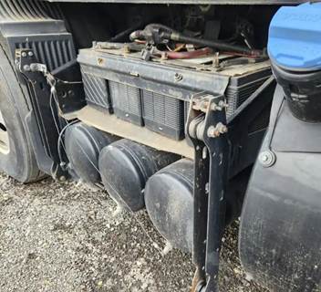 Volvo VNL Battery Box