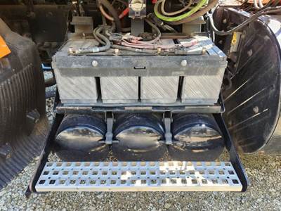 Volvo VNR64T Battery Box