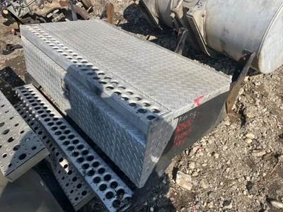 Western Star 4900EX Battery Box