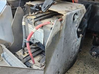 Western Star 4900FA Battery Box for a 2020 Western Star 4900 FA