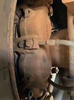 Dana-Spicer 19060S Brake Caliper for a 2005 GMC C6500