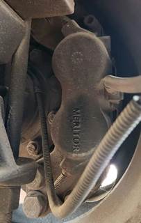 Dana-Spicer 19060S Brake Caliper for a 2006 Isuzu FTR