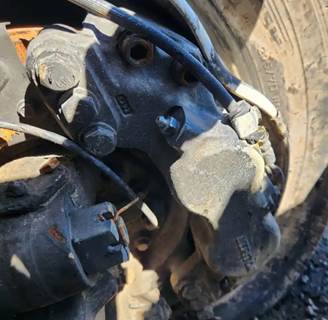 Dana-Spicer D-800N Brake Caliper for a 2024 Chevrolet Silverado 5500HD