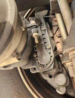 Dana-Spicer DDH40 Brake Caliper for a 2025 Hino XL8