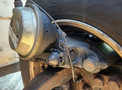 Dana-Spicer E-1462W Brake Caliper for a 2025 Hino XL8