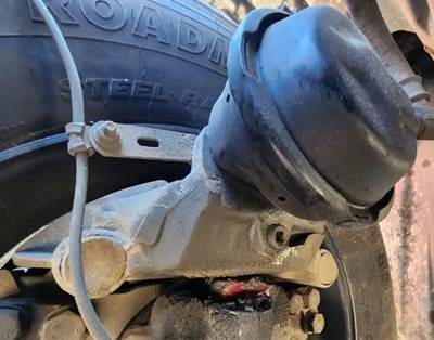 Detroit F14.7-3N Brake Caliper for a 2023 Freightliner Cascadia 126