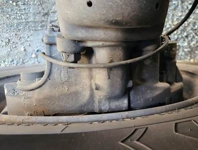 Detroit Brake Caliper for a 2018 Freightliner Cascadia 126