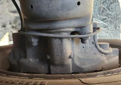 Detroit Brake Caliper for a 2018 Freightliner Cascadia 126