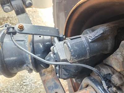 Meritor-Rockwell MT40-14X Brake Caliper for a 2024 Freightliner Cascadia 126