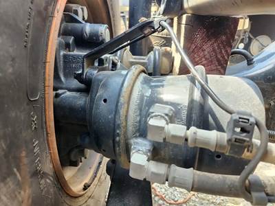 Meritor-Rockwell MT40-14X Brake Caliper for a 2024 Freightliner Cascadia 126