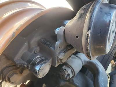 Meritor-Rockwell MT40-14X Brake Caliper for a 2023 Peterbilt 579