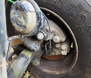 Meritor-Rockwell Brake Caliper for a 2014 Mack CXU613