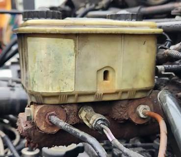 Ford F-700 Brake Master Cylinder for a 1996 Ford F700
