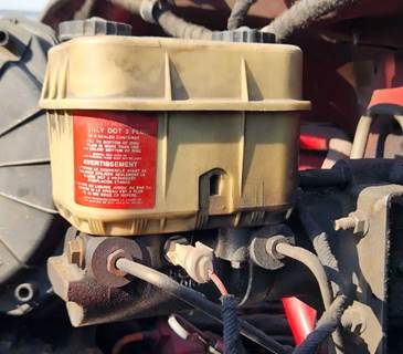 Ford F-750 Brake Master Cylinder