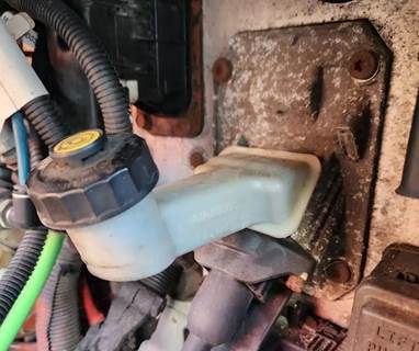Freightliner Cascadia 125 Brake Master Cylinder