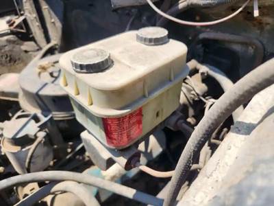 International 1654 Brake Master Cylinder