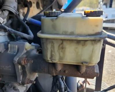 Kenworth T270 Brake Master Cylinder