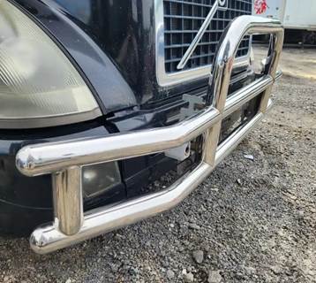 Used 2017 Volvo VNL Moose Bumper Guard, Chrome, L=89" H=25"