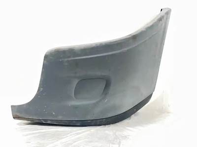 Freightliner Cascadia 113 Front Bumper