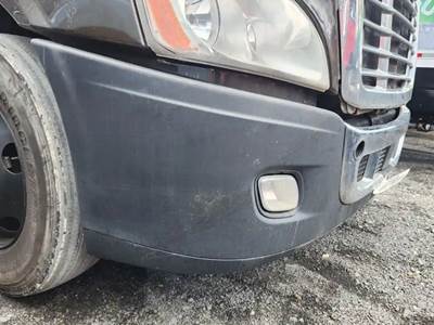 Freightliner Cascadia 113 Front Bumper