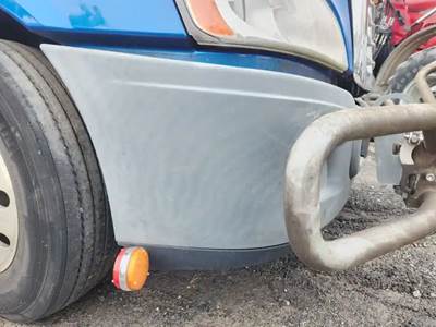 Freightliner Cascadia 125 Front Bumper