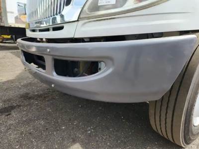 International DuraStar 4400 Front Bumper