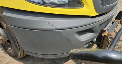 International RH613 Front Bumper