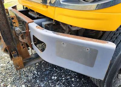 International WorkStar 7500 Front Bumper