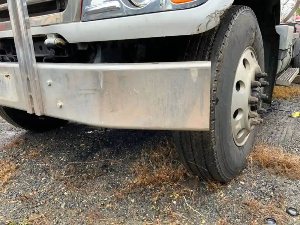 Mack Granite CV713 Front Bumper for a 2004 Mack CV713 Granite For Sale