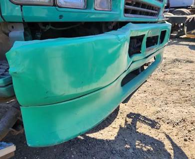 Mitsubishi FM65F Front Bumper