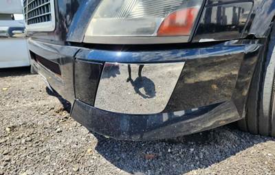 Volvo VNL Front Bumper