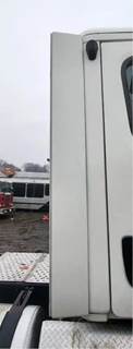 Freightliner Cascadia 113 Right Cab Fairing