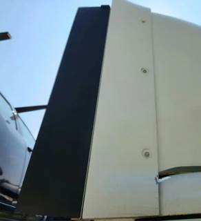 Freightliner Cascadia 113 Right Cab Fairing