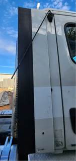 Freightliner Cascadia 113 Right Cab Fairing
