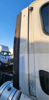 Freightliner Cascadia 113 Right Cab Fairing