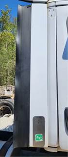 Freightliner Cascadia 113 Right Cab Fairing